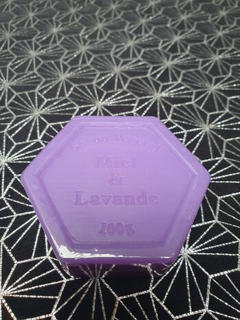 Zeepjes met honing  100g - verschillende soorten